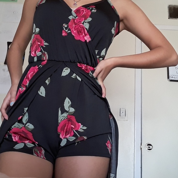 Romper - Picture 3 of 3
